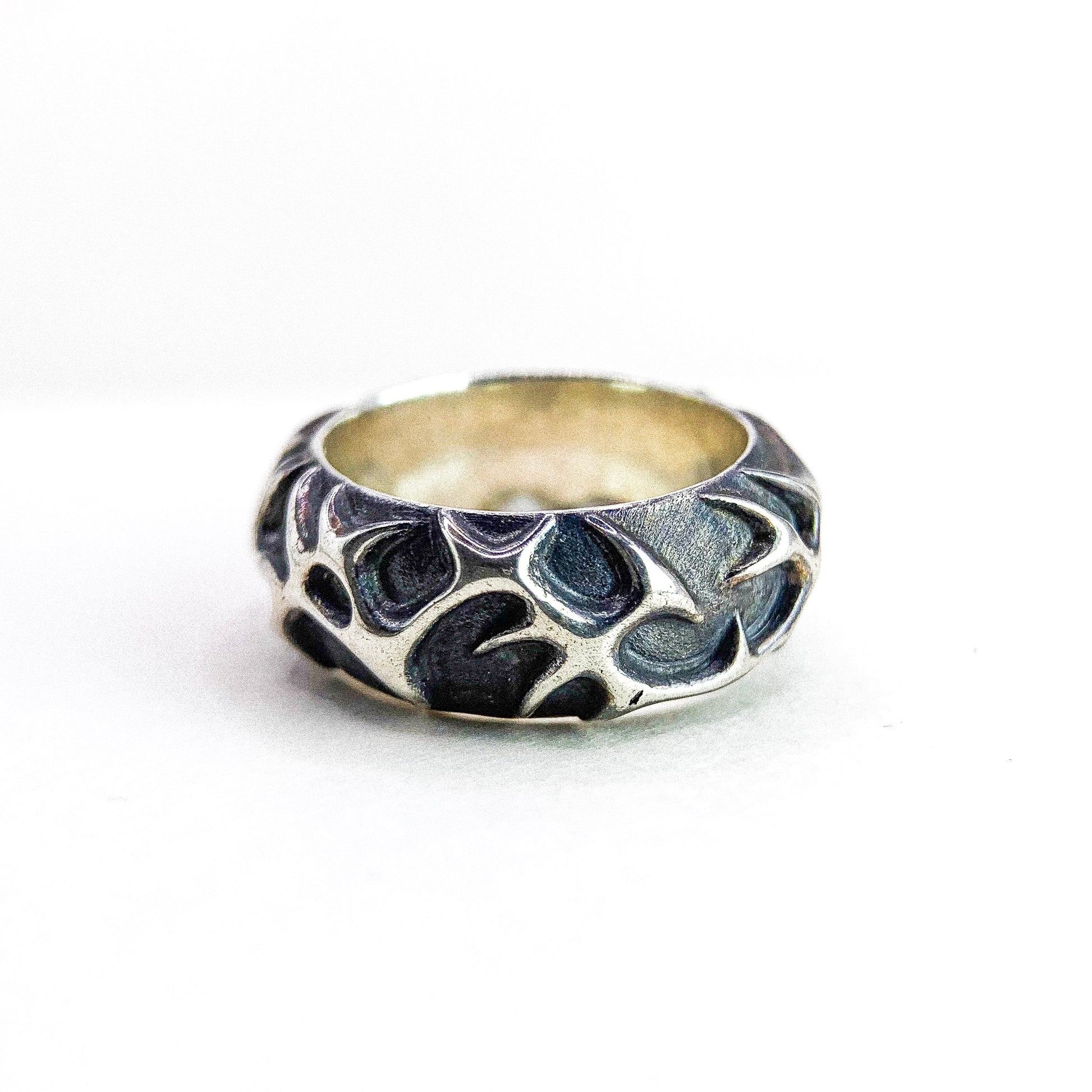 Thorn Texture Silver Ring — detail view