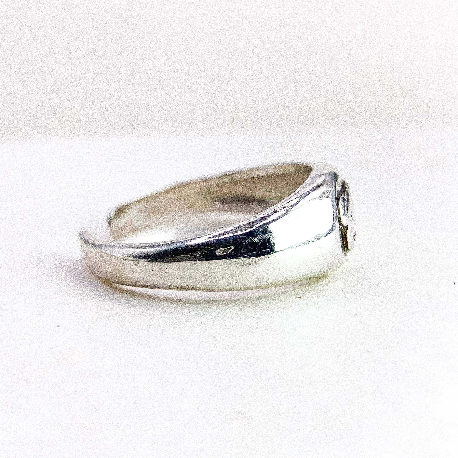 Cute Bear Silver Ring — detail view
