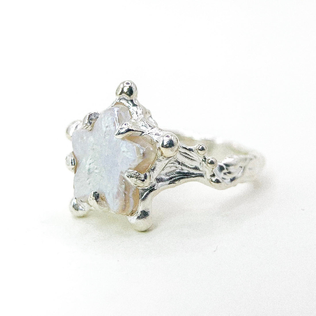 Pearl Star Silver Ring
