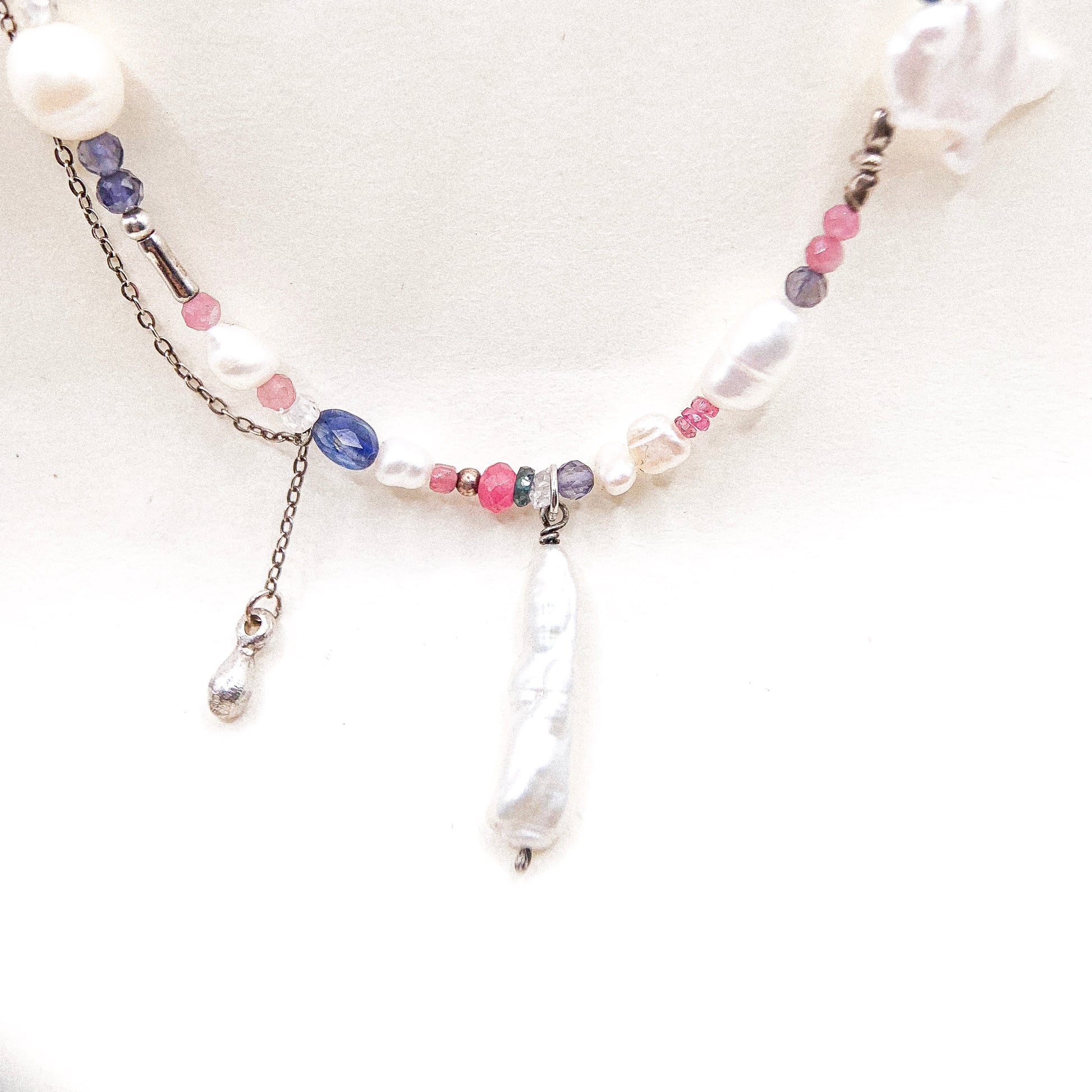 Drop Bar Pearl Silver Necklace — detail view
