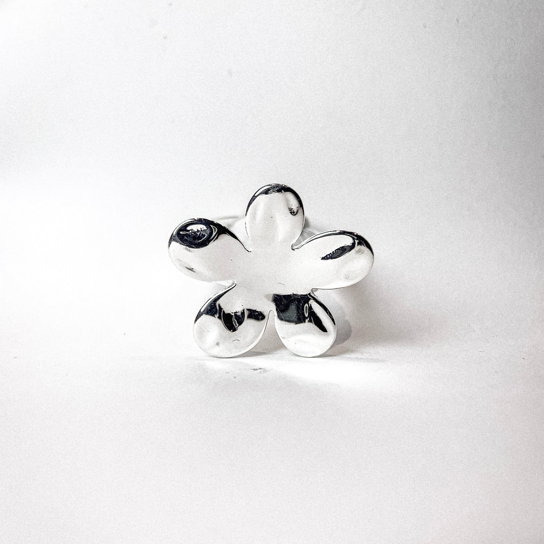 Giant Flower Silver Ring