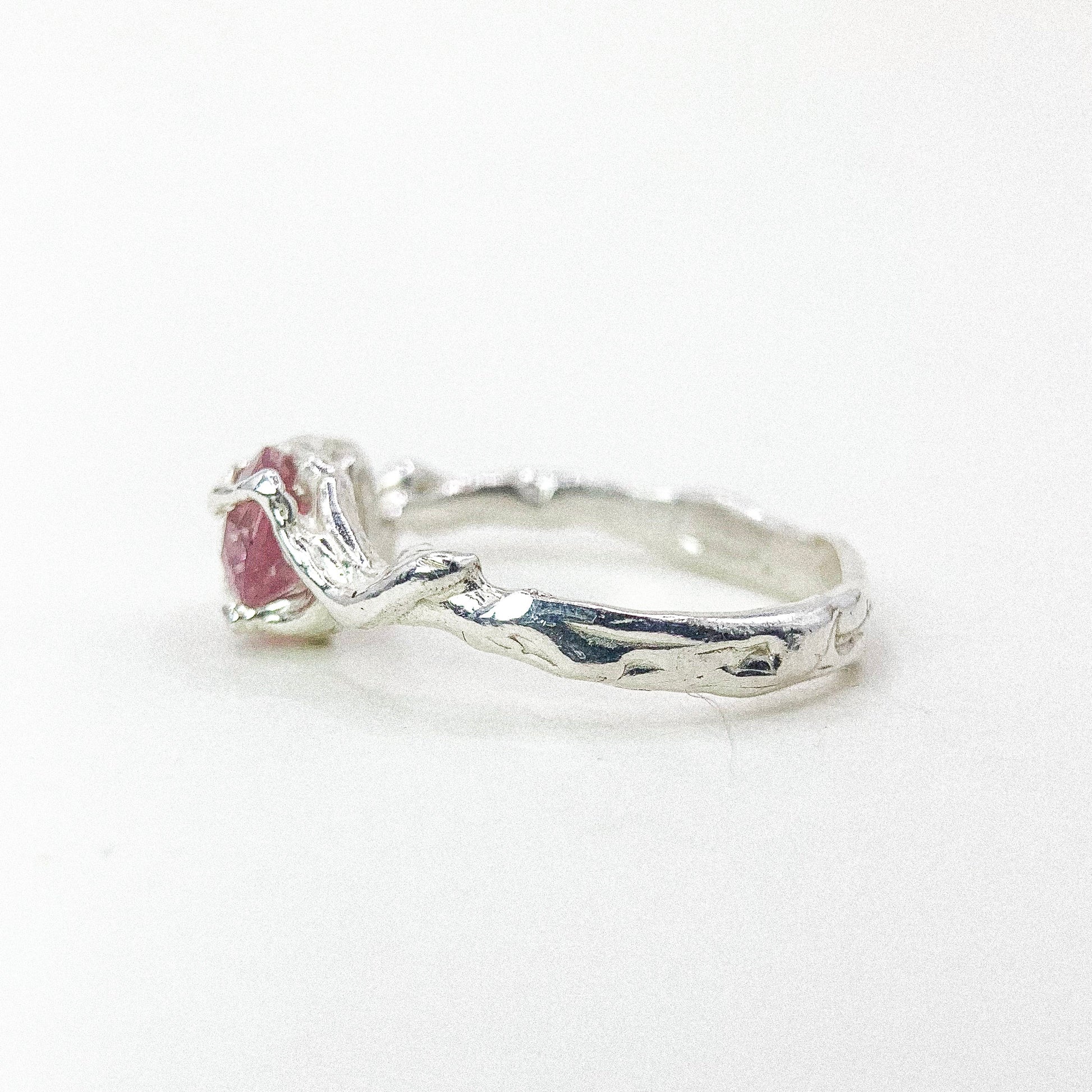 Pink Spinel Silver Ring — detail view