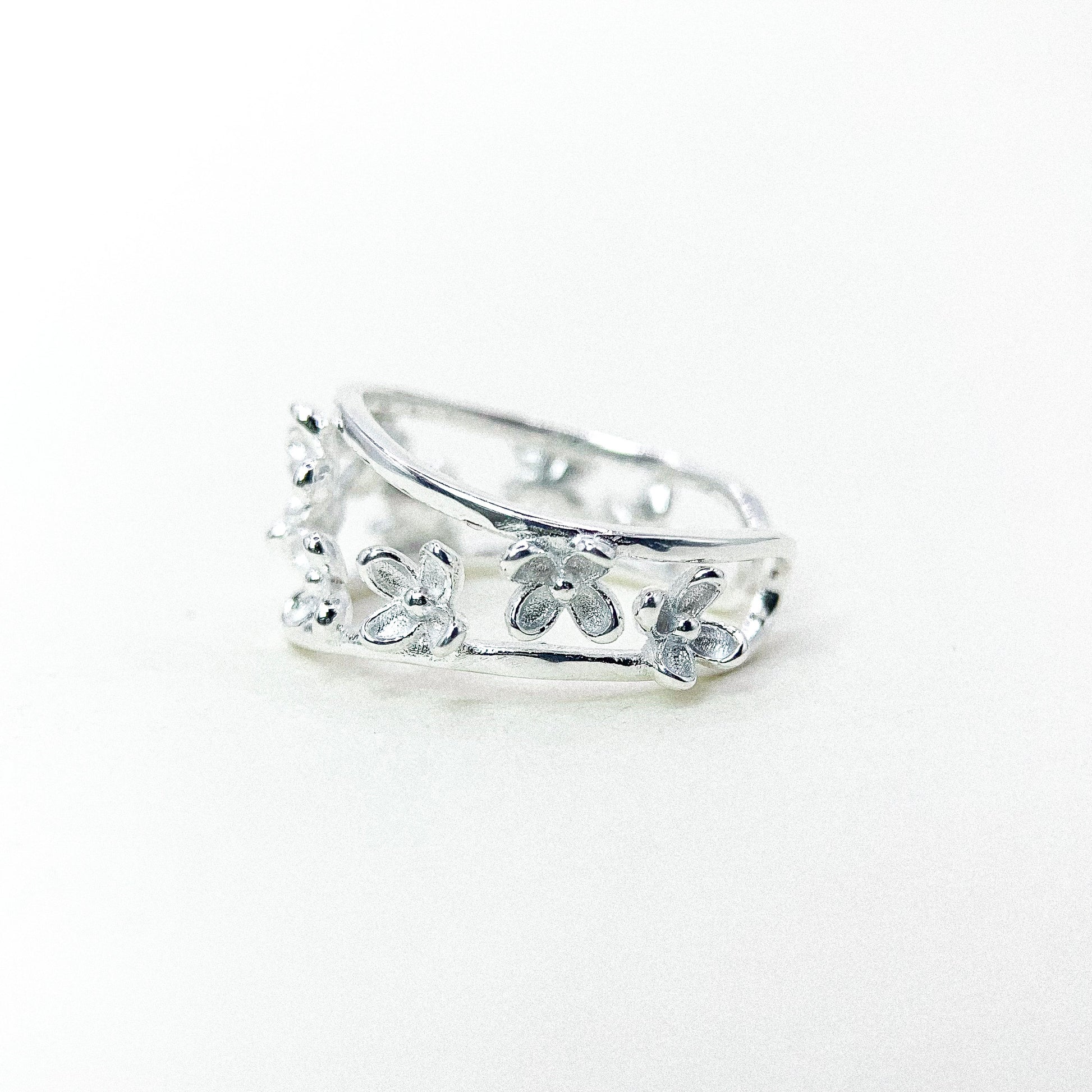 Multi Flower Open Band Silver Ring — detail view