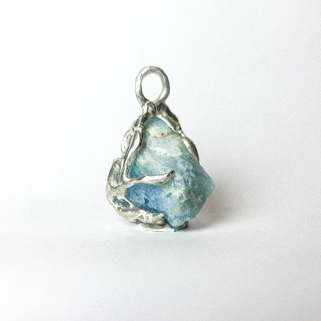 Raw Aquamarine Claw Silver Pendant