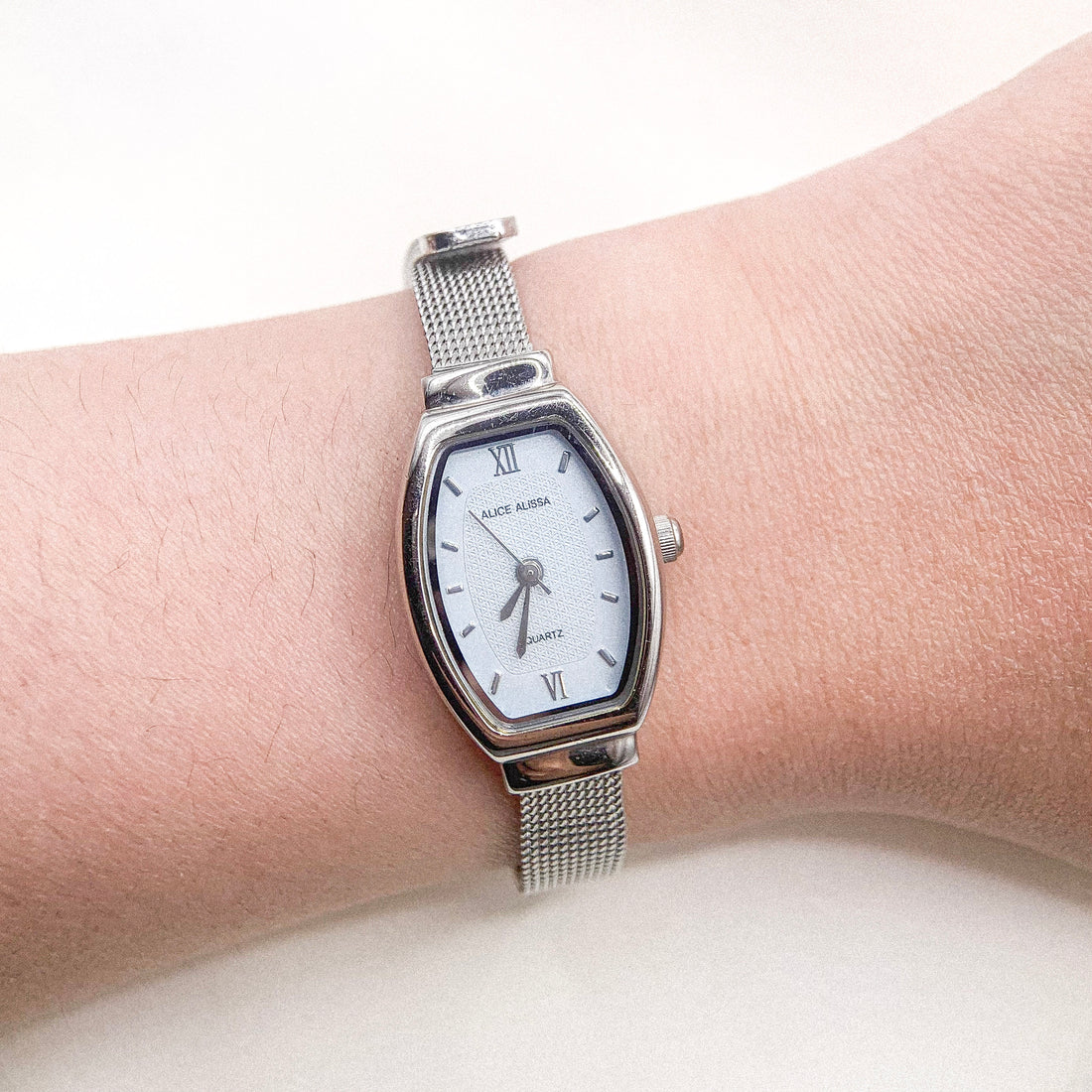 Hm Quartz Vintage Watch