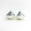 Curved Shell Silver Ep Ear Hoop — detail view