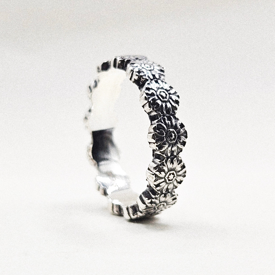 Multi Daisy Flower Silver Ring