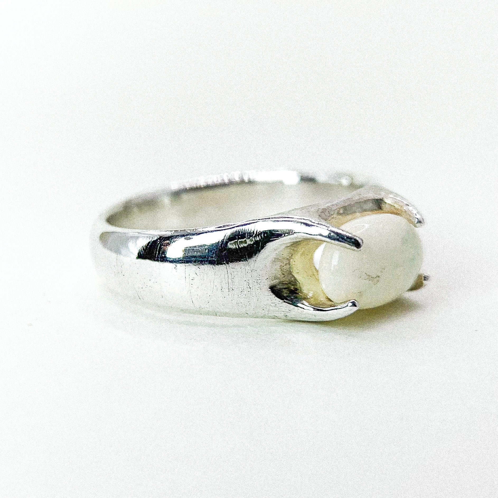 Opal Four Claw Silver Ring — detail view