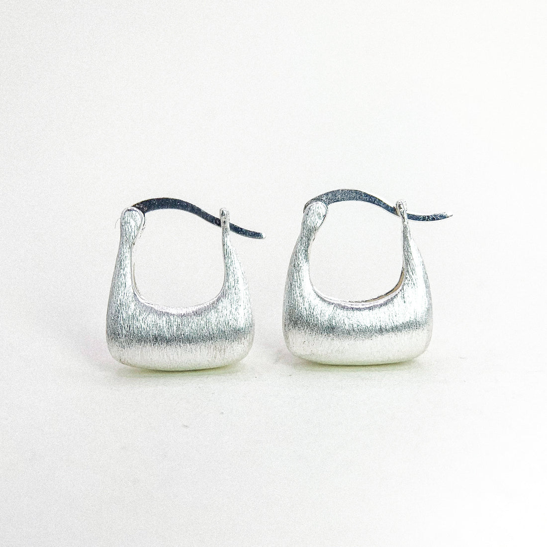 Square Bag Silver Ep Ear Hoop