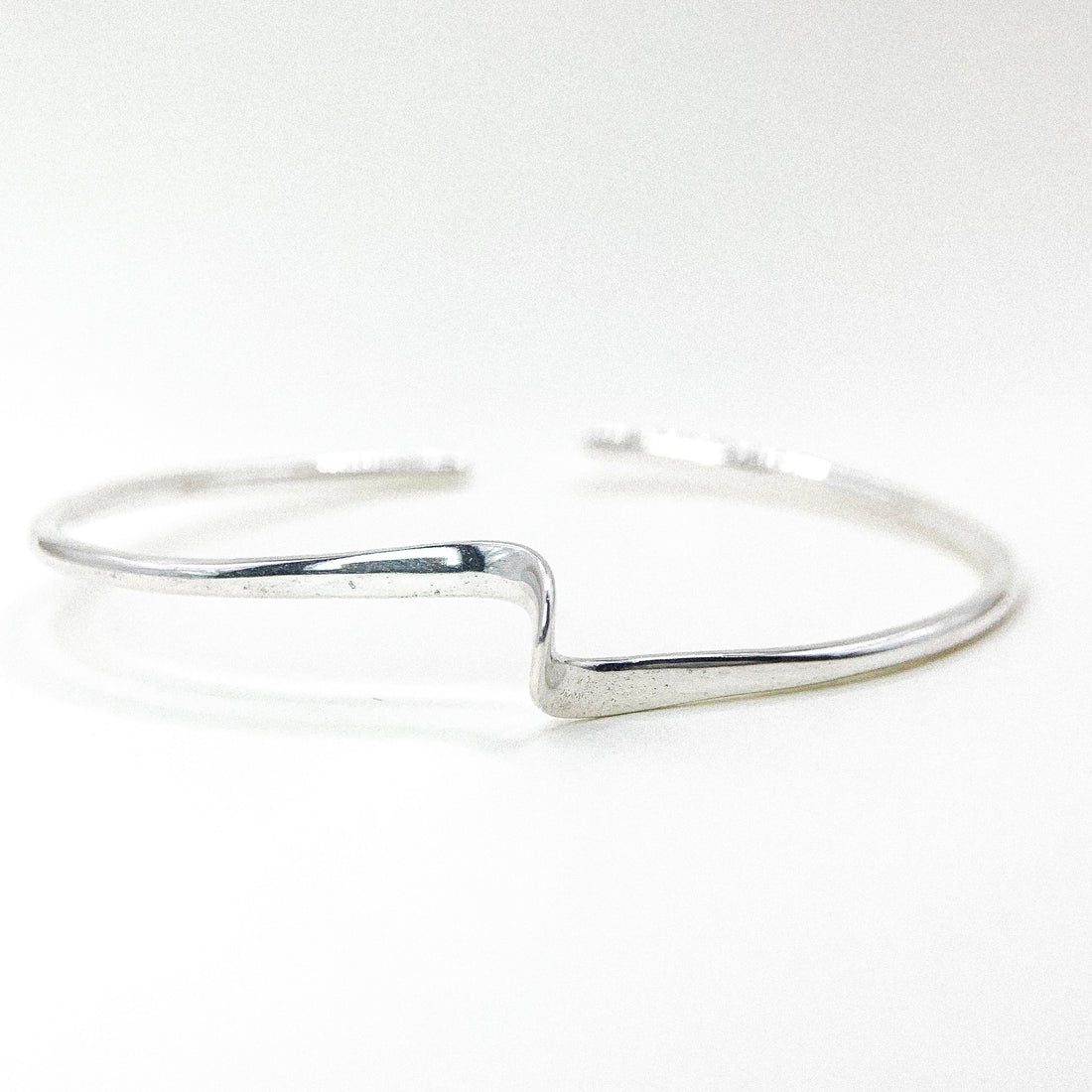 Twist 2Mm Silver Bangle