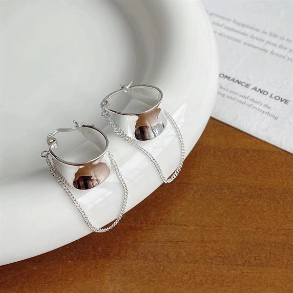 Sleek Oval With Chain Ear Hoop
