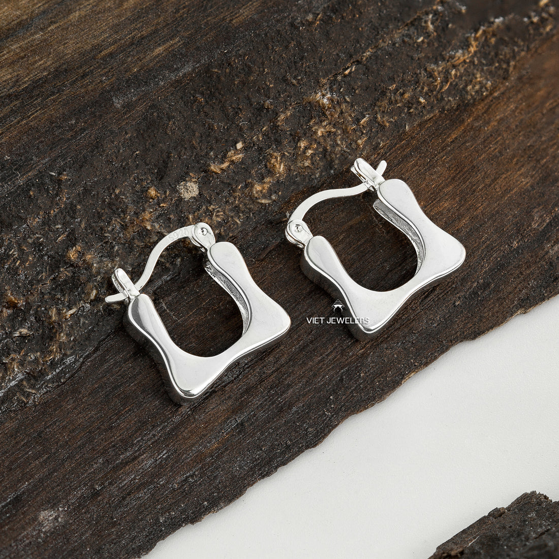 Square Ear Hoop