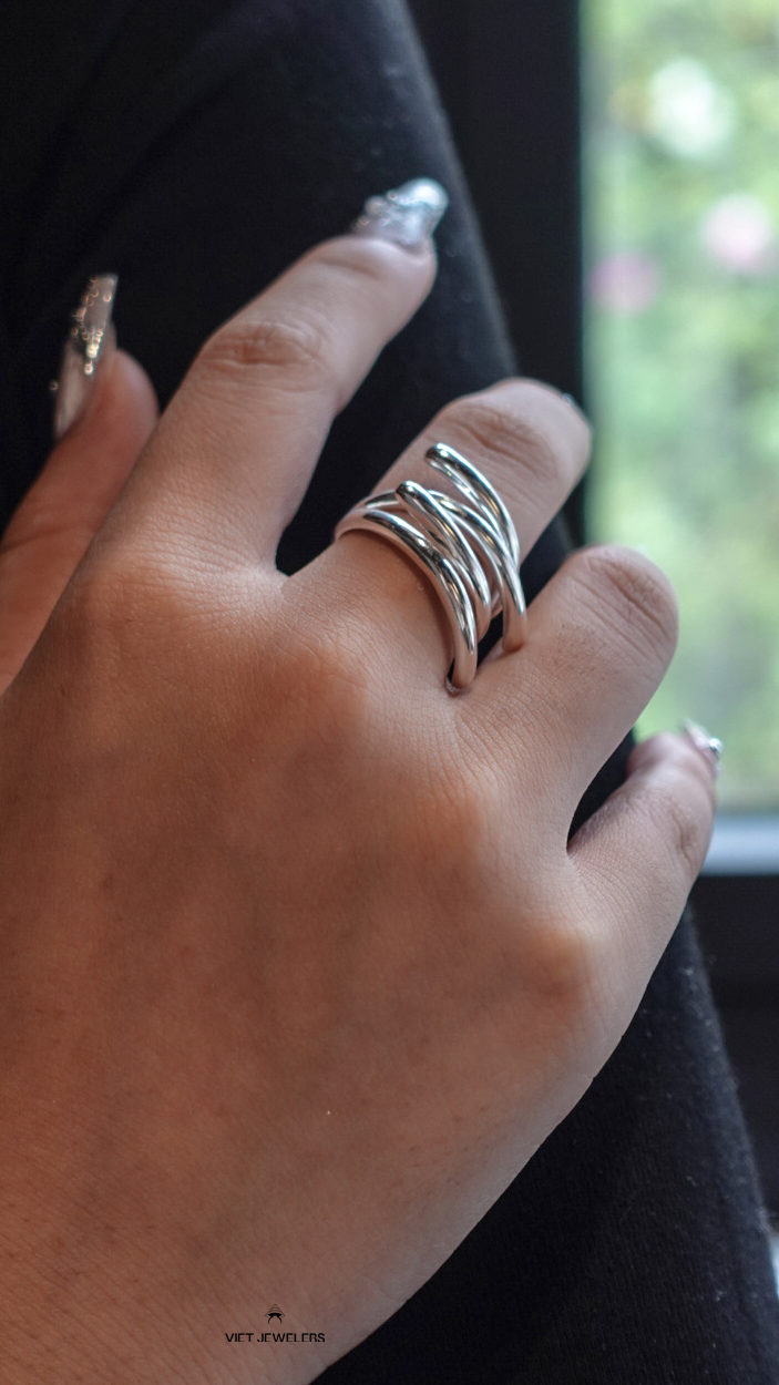 Four Interwoven Line Silver Ring — detail view