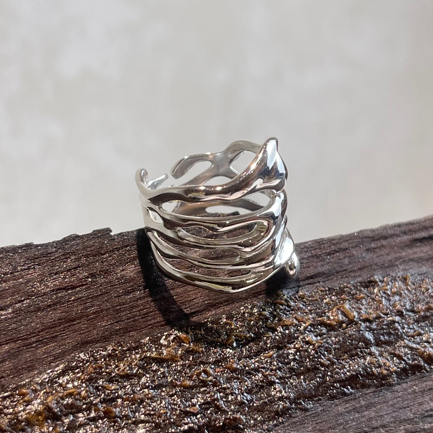 Flowing Liquid Silver Ring | Viet Jewelers