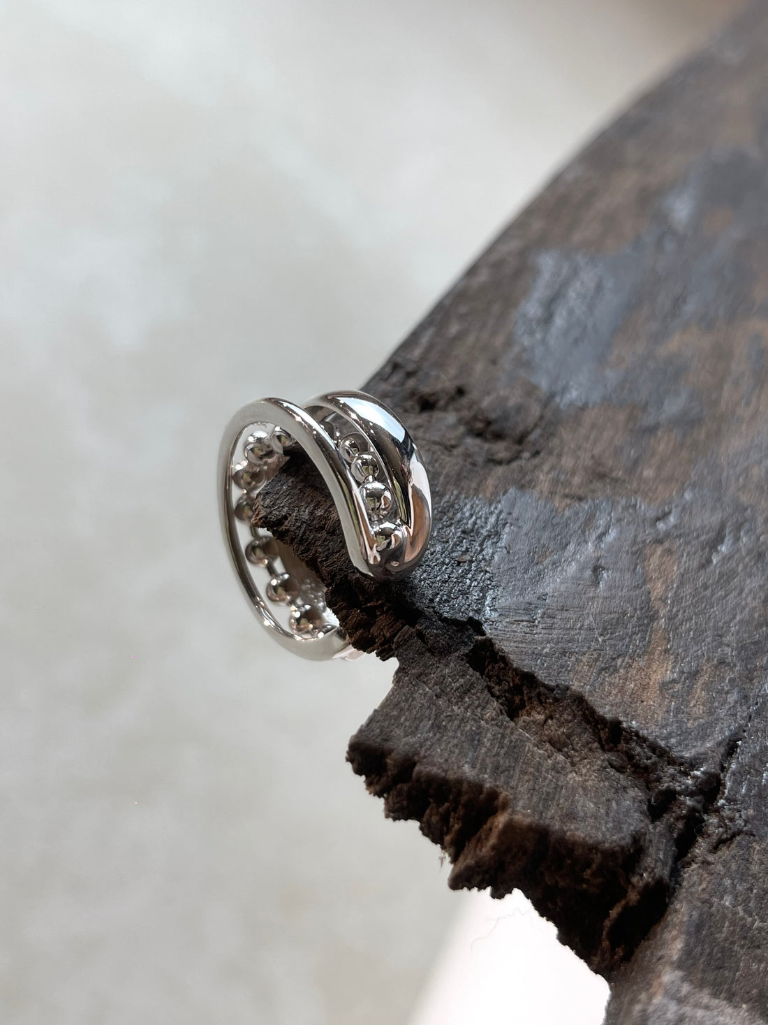 Thick Band Thick Ball Line Silver Ring