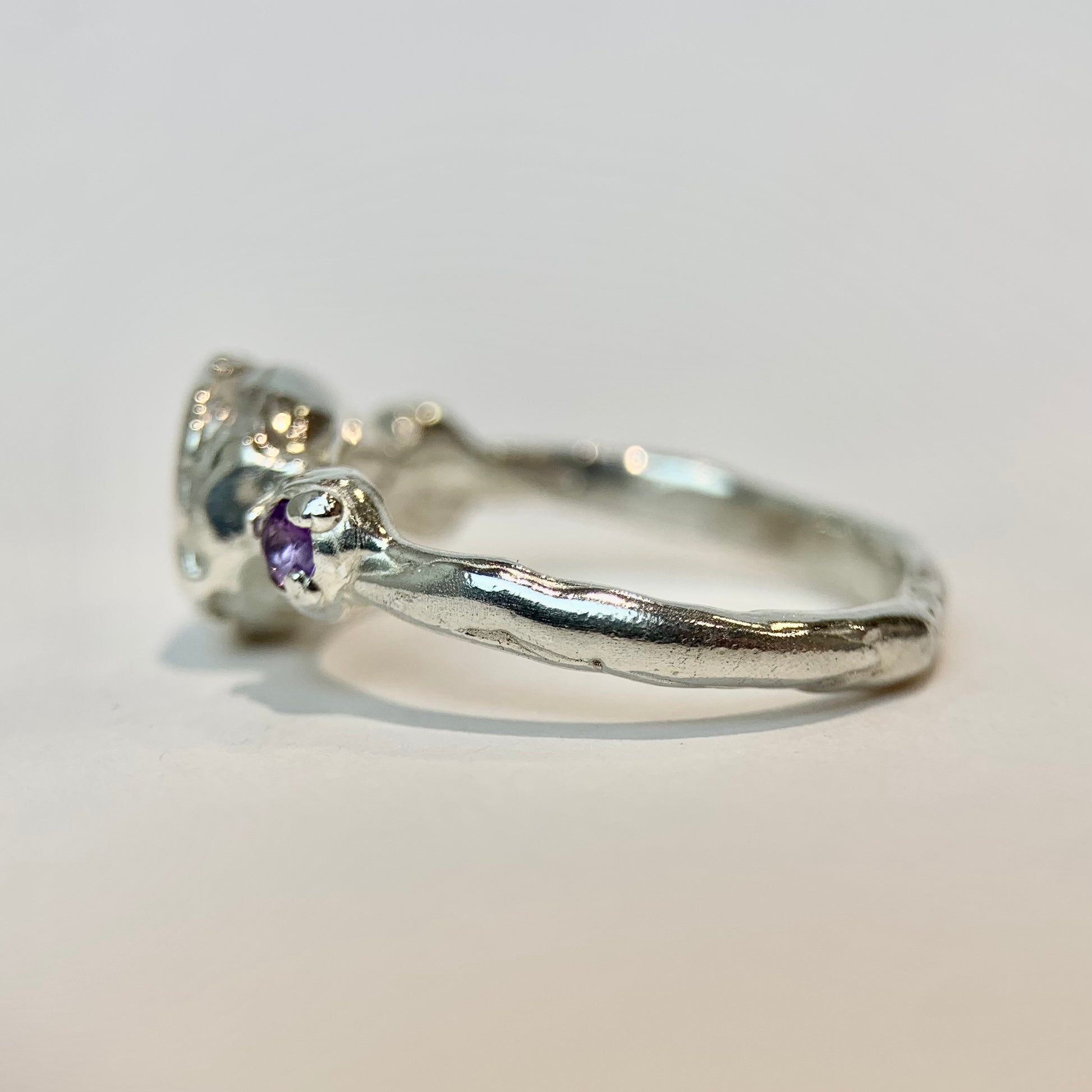 Amethyst Amour Silver Ring — detail view