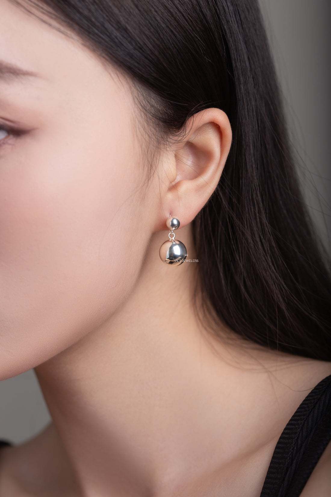 Ball Drop Big Ball Ear Stud