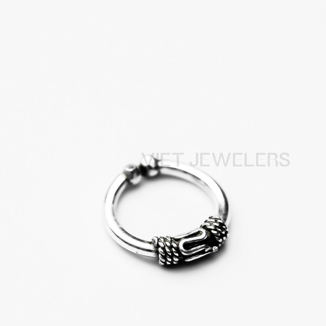 Wavy Twist Nose Ring — Oxidized