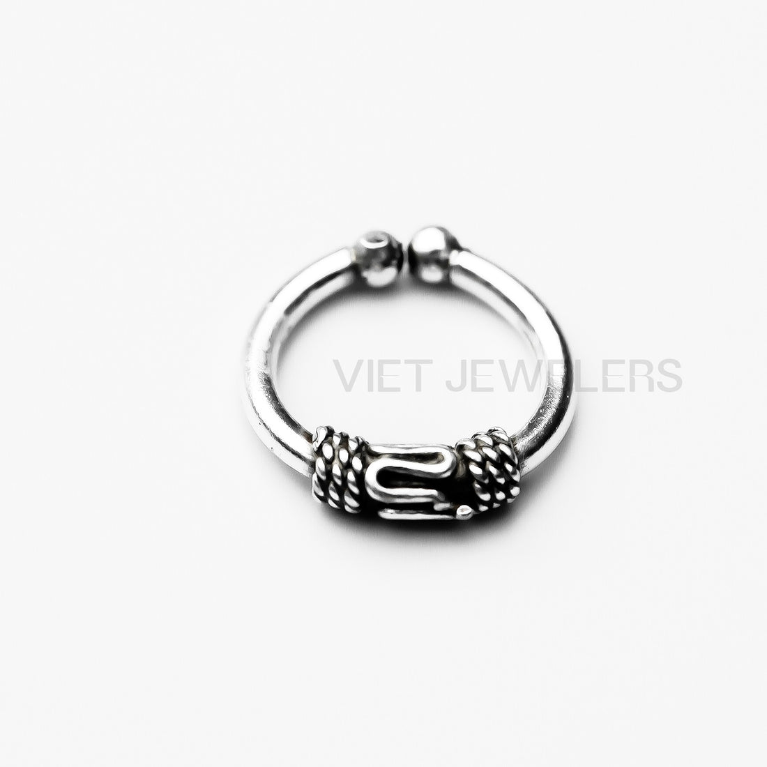 Wavy Twist Nose Ring — Oxidized