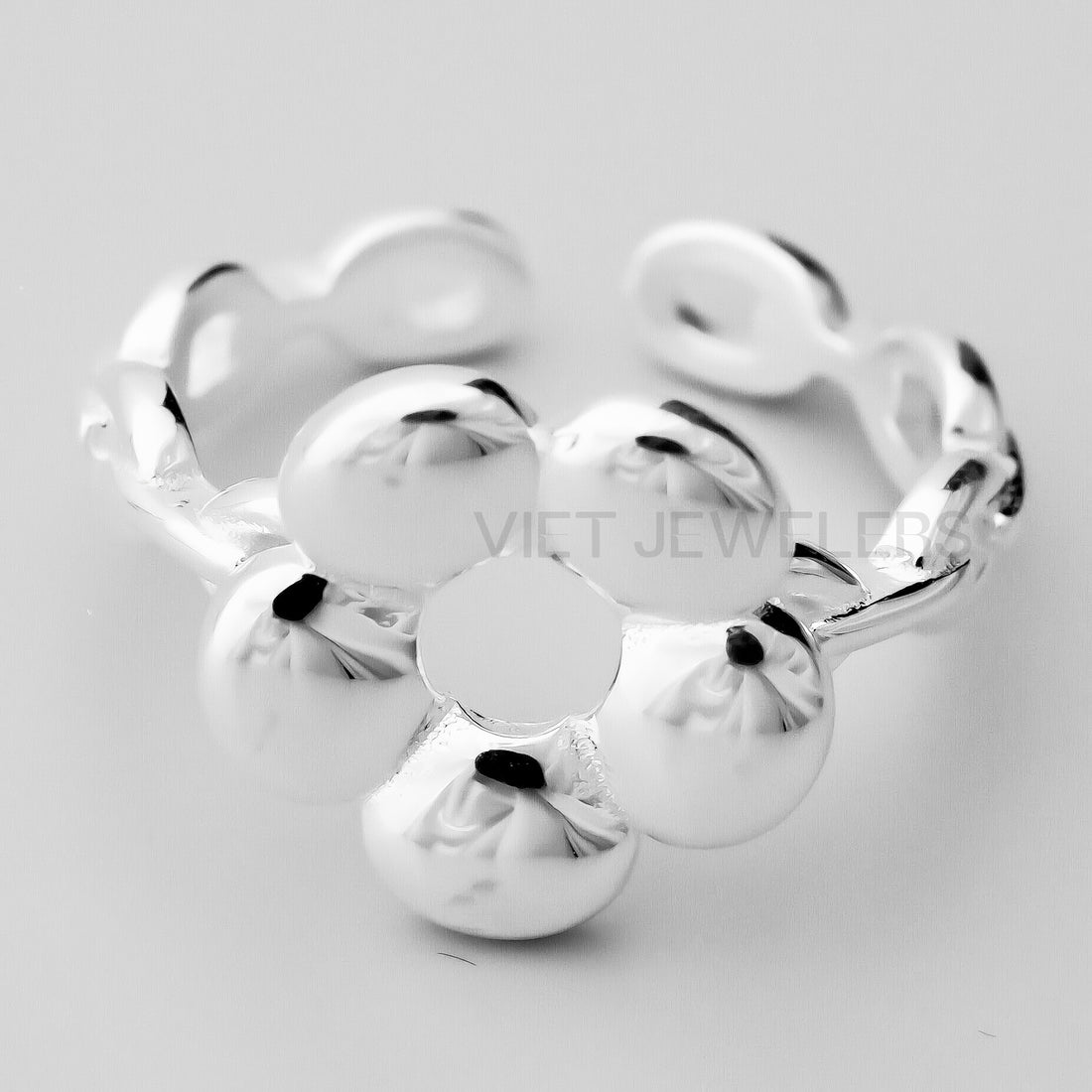 Bubble Flower Chain Band Silver Ring