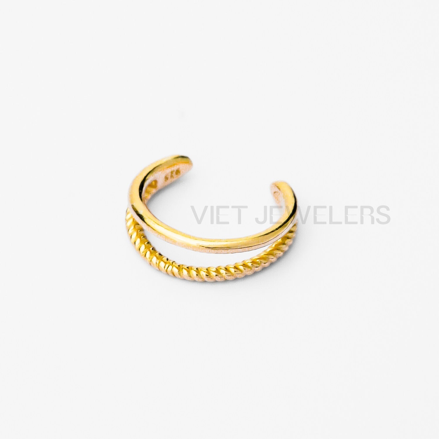Double Line Twist Ear Cuff — Gold Plated — detail view