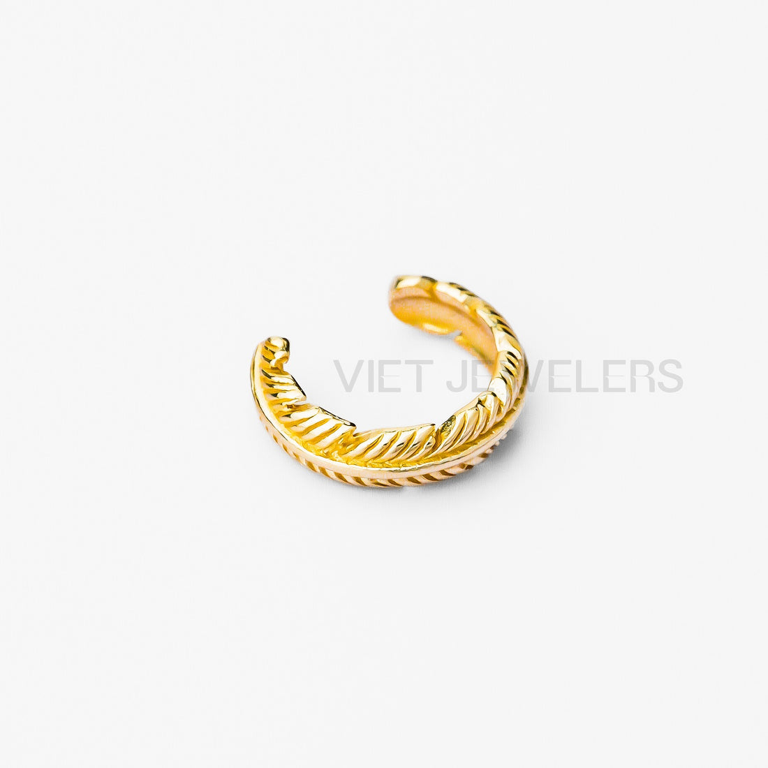 Thick Leaf Ear Cuff — Gold Plated