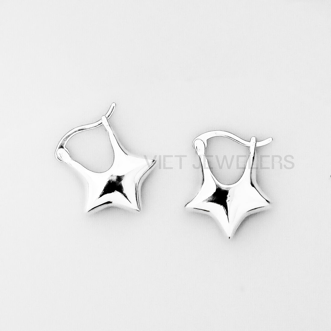 Bubble Star Ear Hoop
