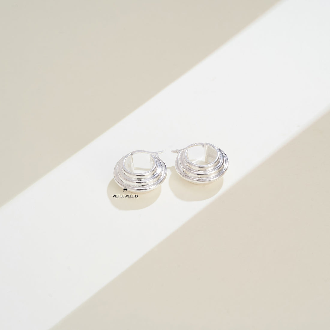 Multi Flat Line Ear Hoop