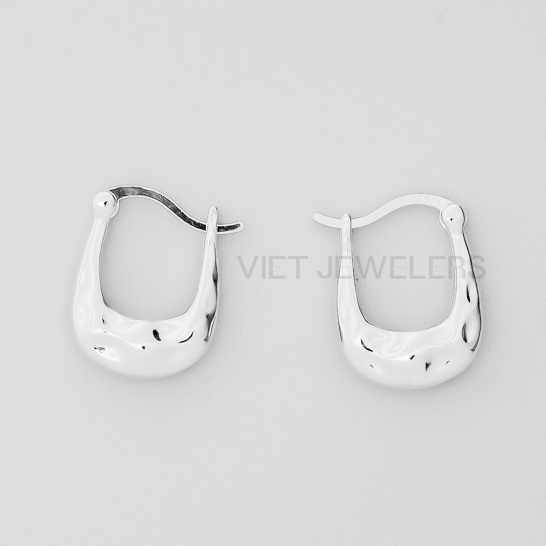 Square Textured Ear Hoop