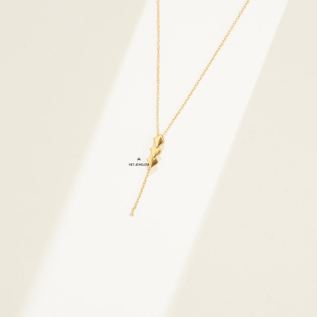 Three Square Chain Chain — Gold Plated